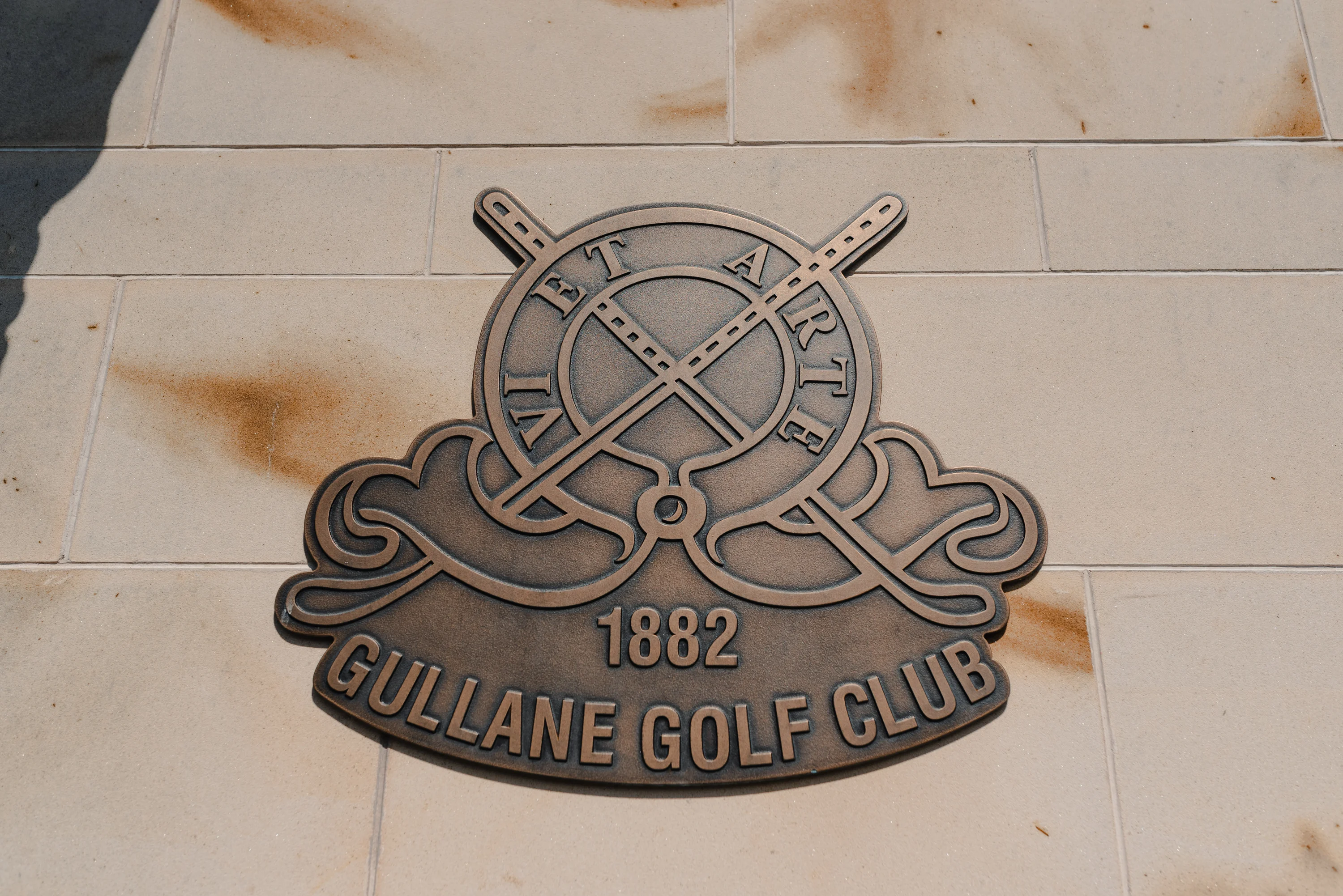 Gullane Golf Club, 1882 crest