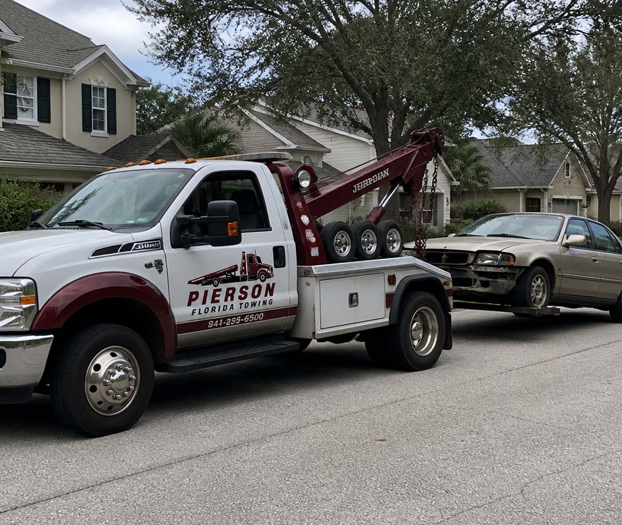 Junk car removal in Pierson FL