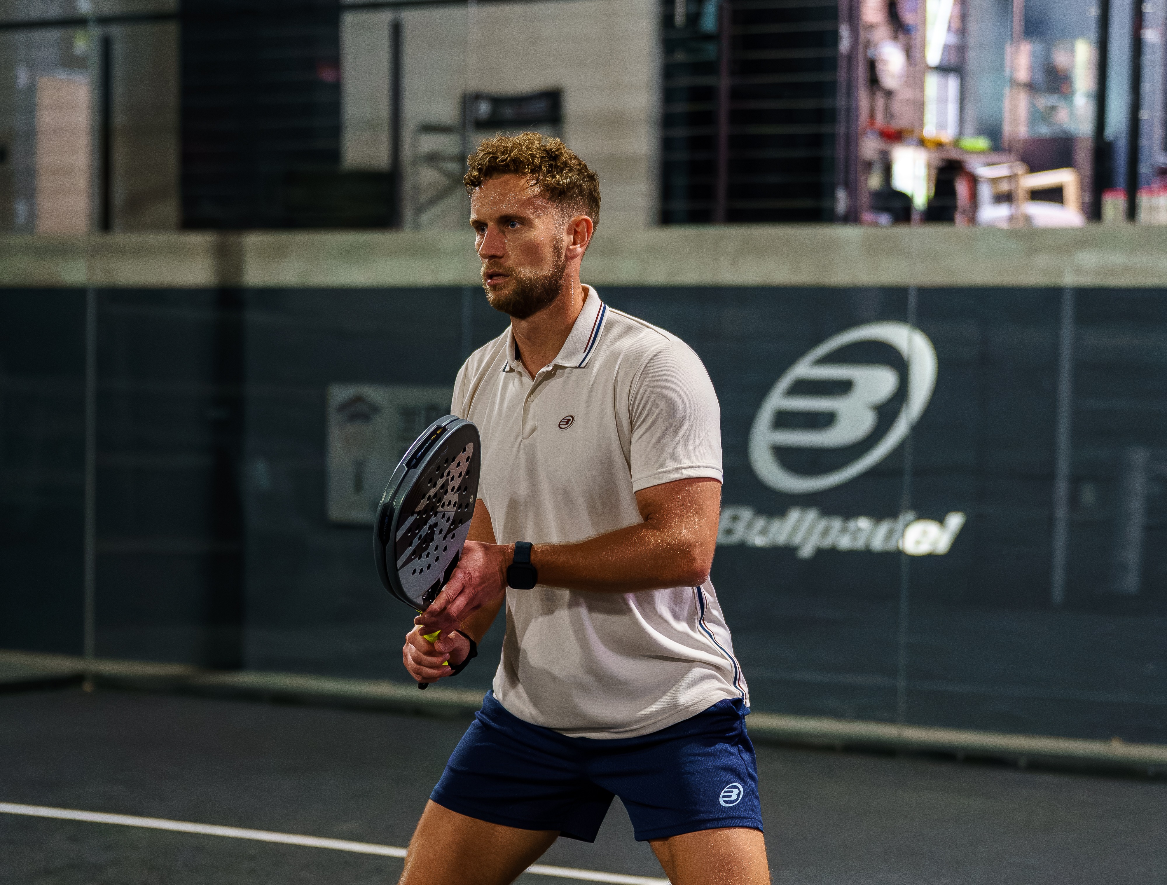 How to Play Padel with Two Players on a Singles Court