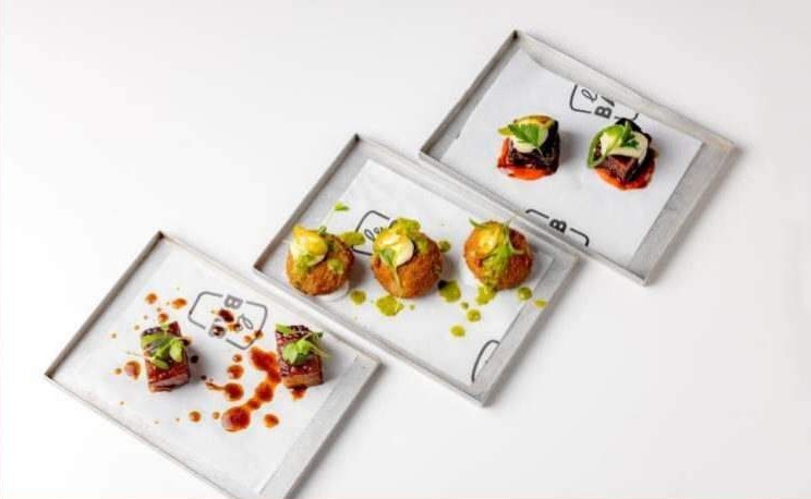 Canapés plated on Le Bab trays
