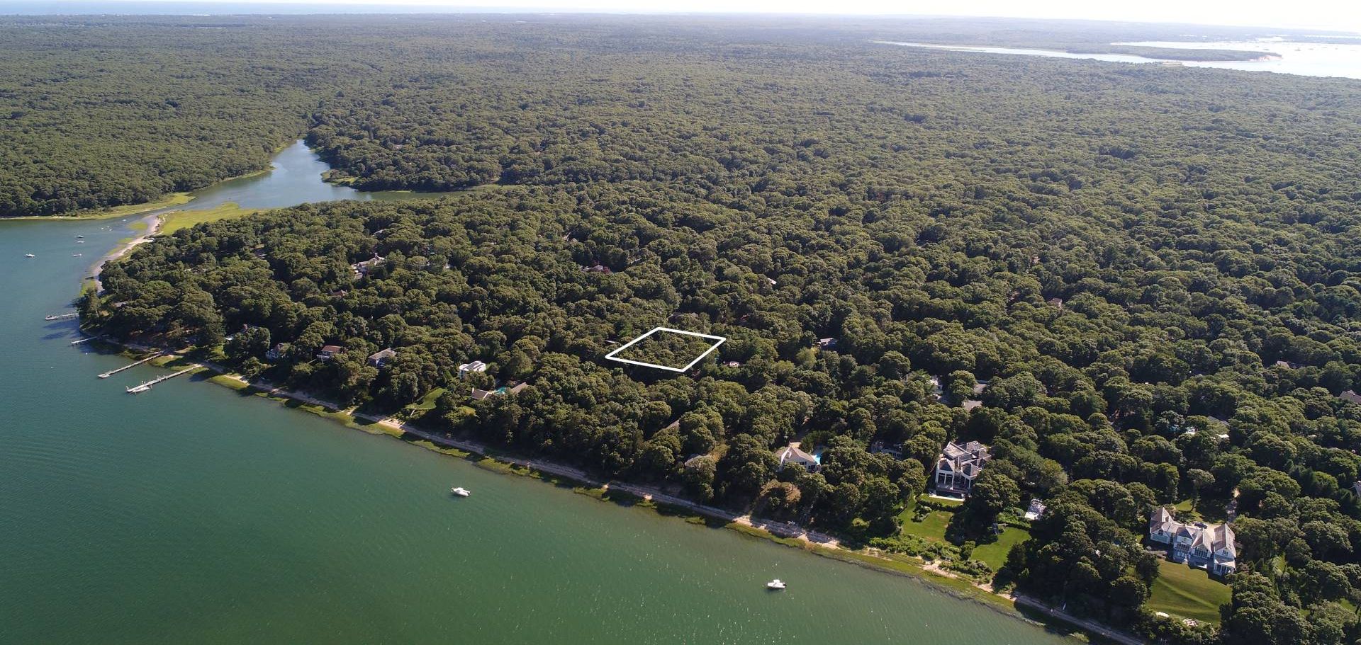 33 3 Mile Harbor Drive