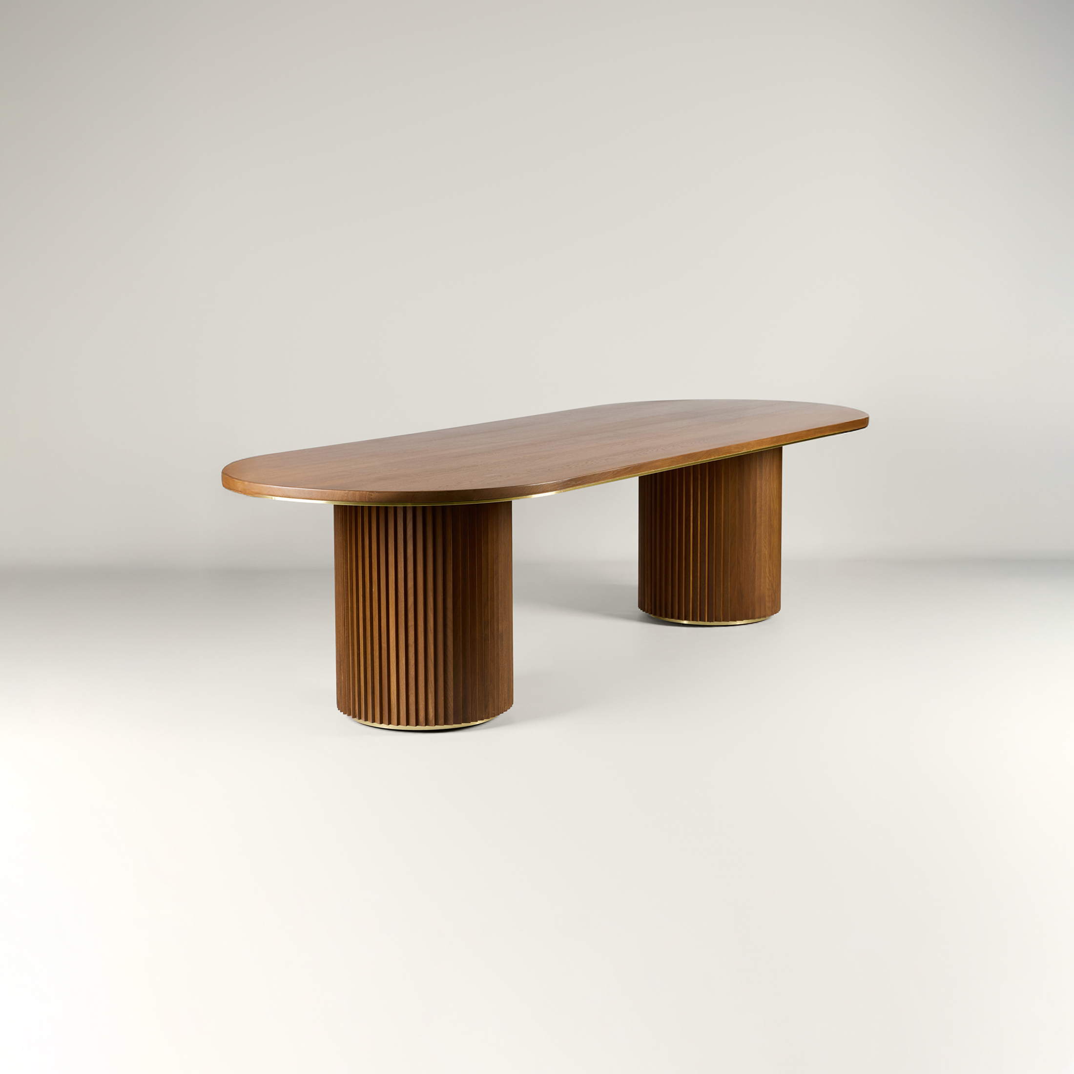 TD Dining Table