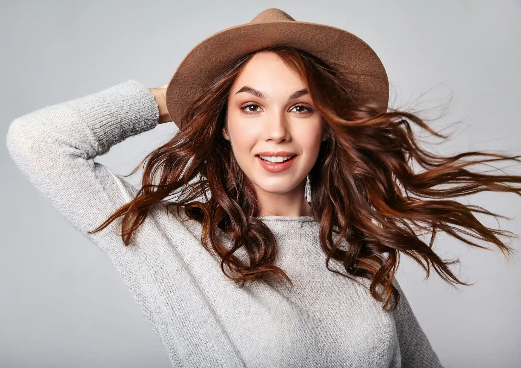 Mira Chen, Senior Stylist at Glowence