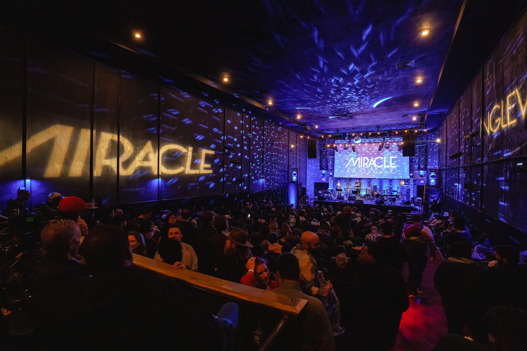 Full house at the fire relief benefit concert
