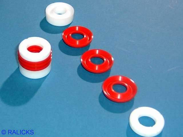 Satz Stangendichtungen als Dachmanschetten aus PUR und PTFE