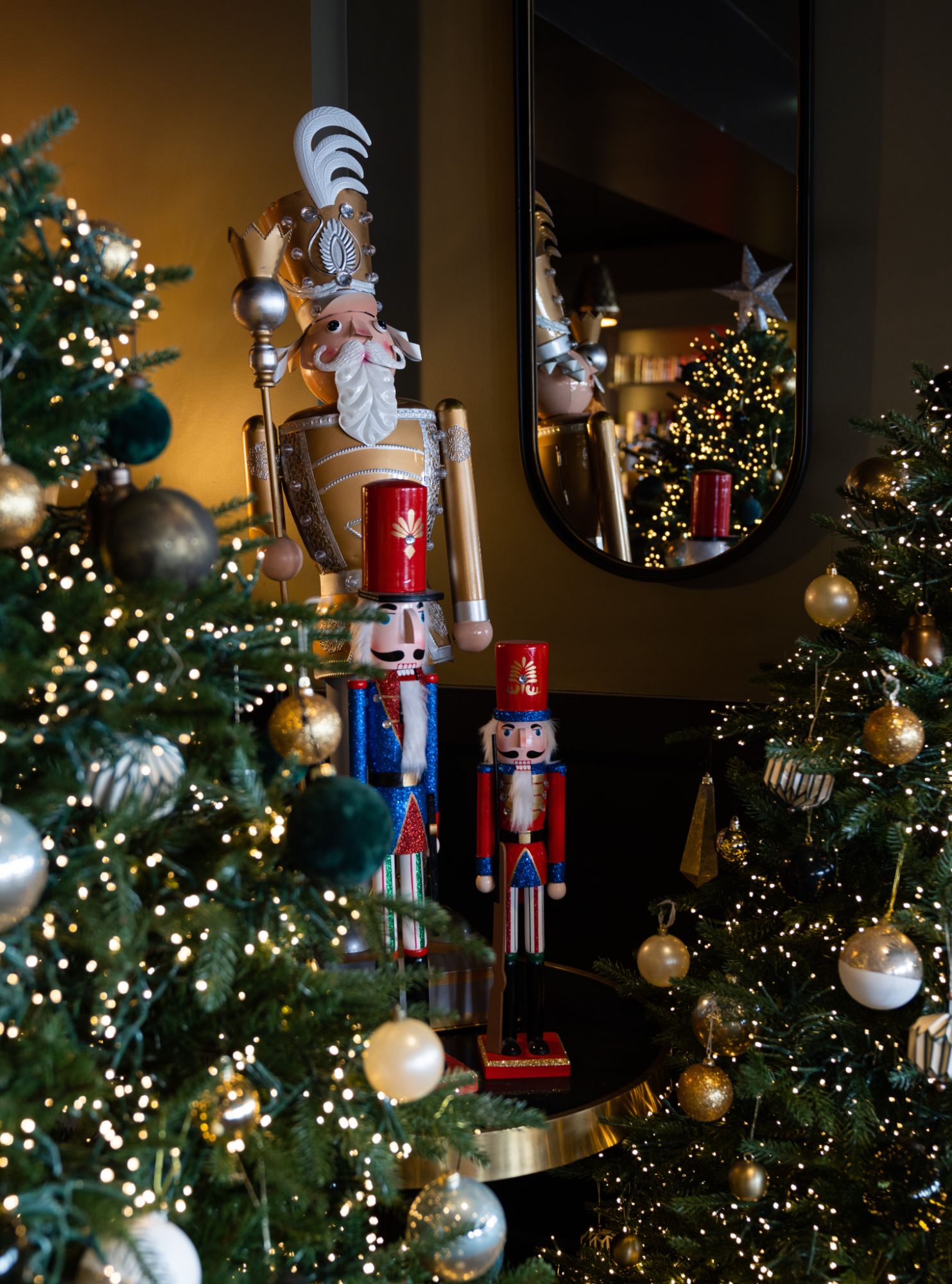 Décorations de Noël, casse-noisette et sapin, °F7 Courchevel