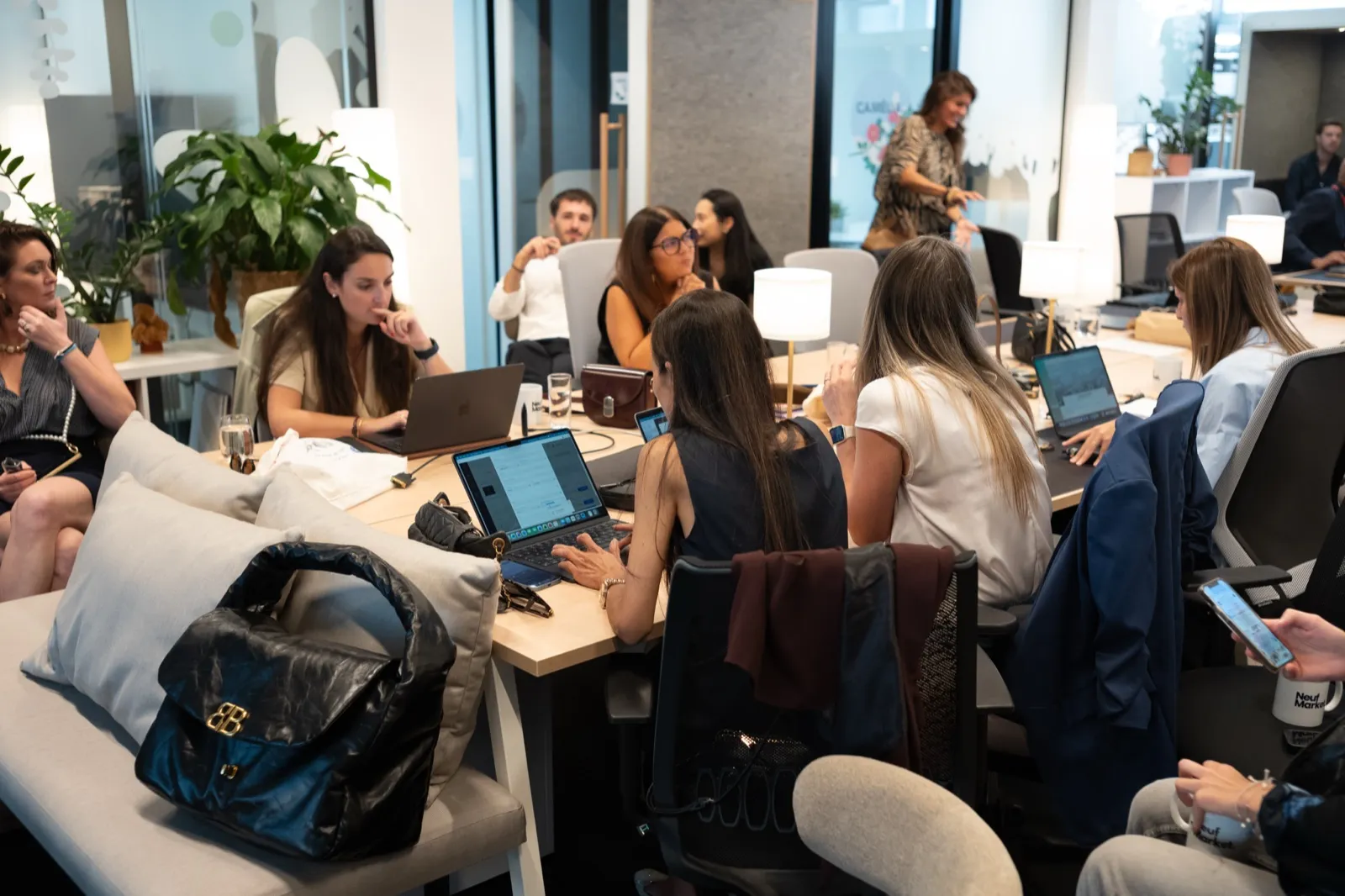 Les équipes Prenez Place en réunion