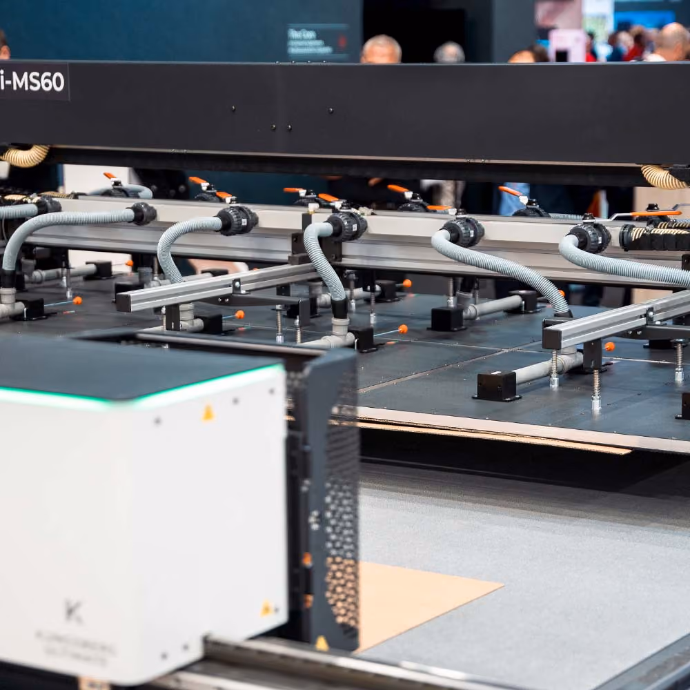 Kongsberg Ultimate with the Feeder & Stacker automation module