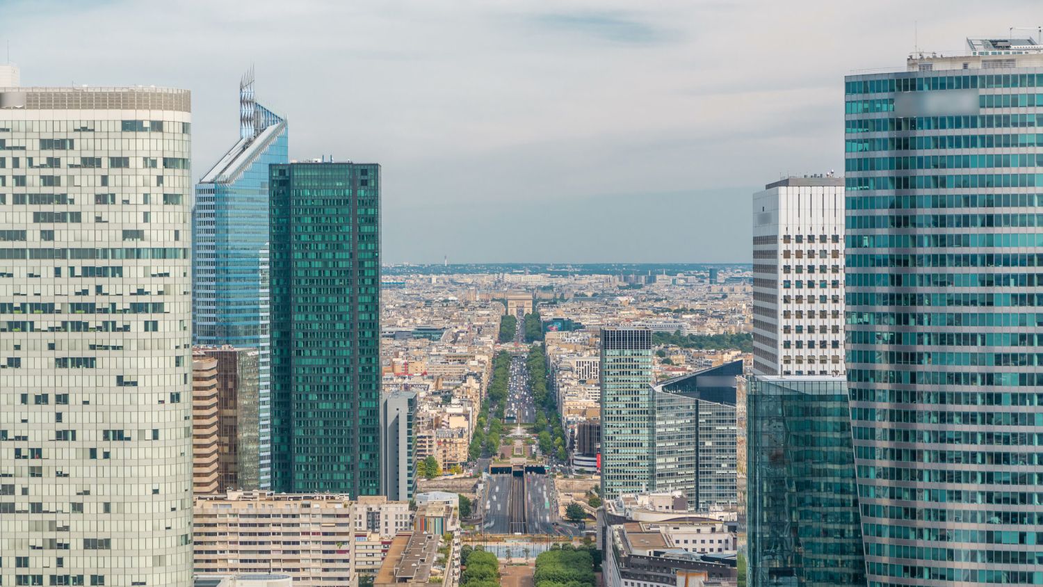 [Communiqué] 2 millions de mètres carrés d’immeubles de bureaux vides depuis plus de deux ans en France