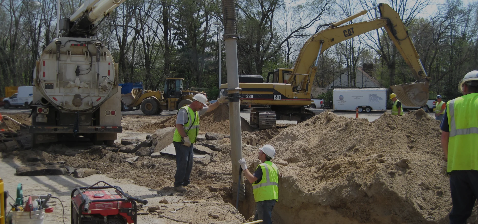 equipment extracting vapor from soil overlay