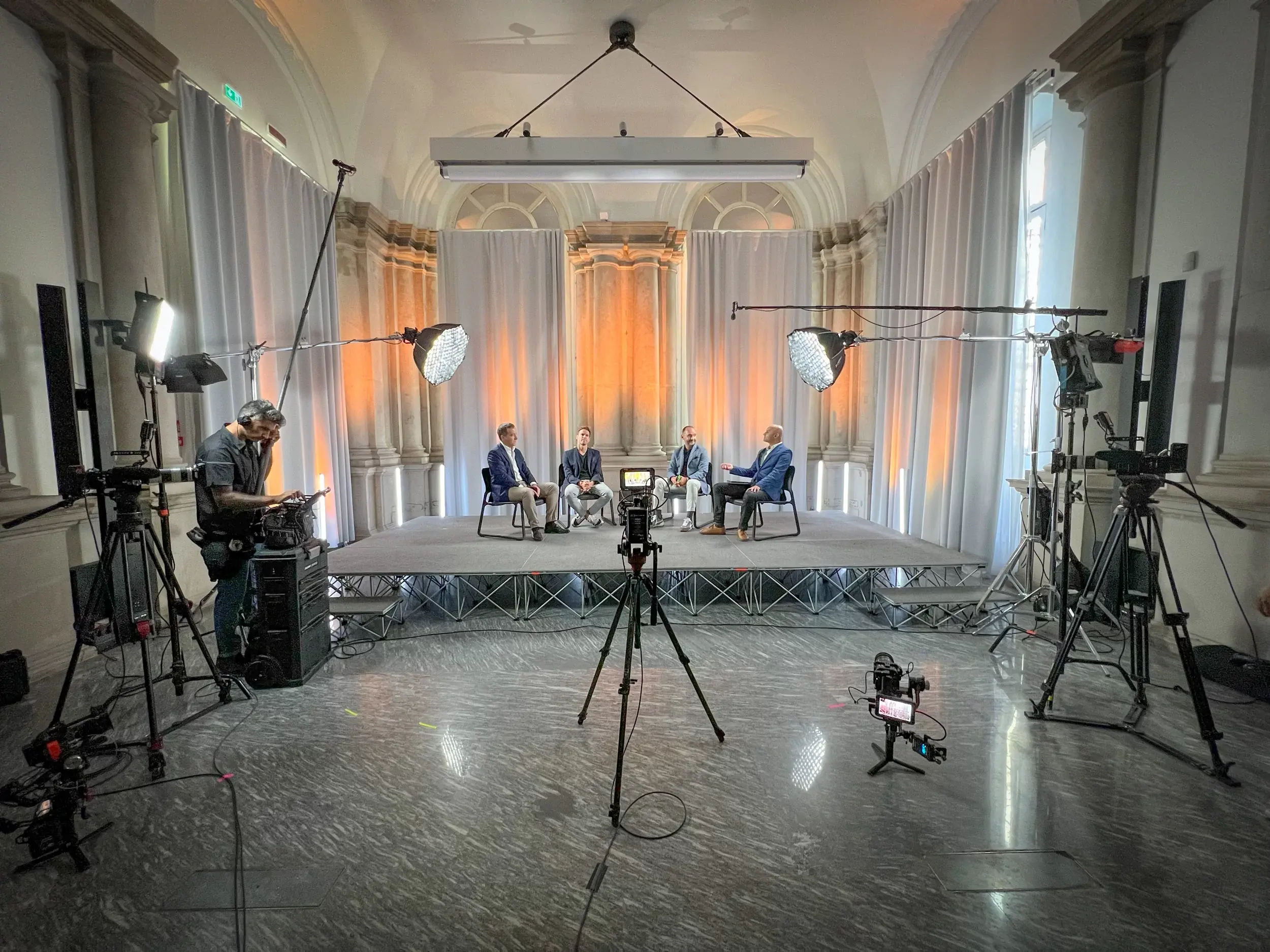 Un set tv show & live di LMC.Vision