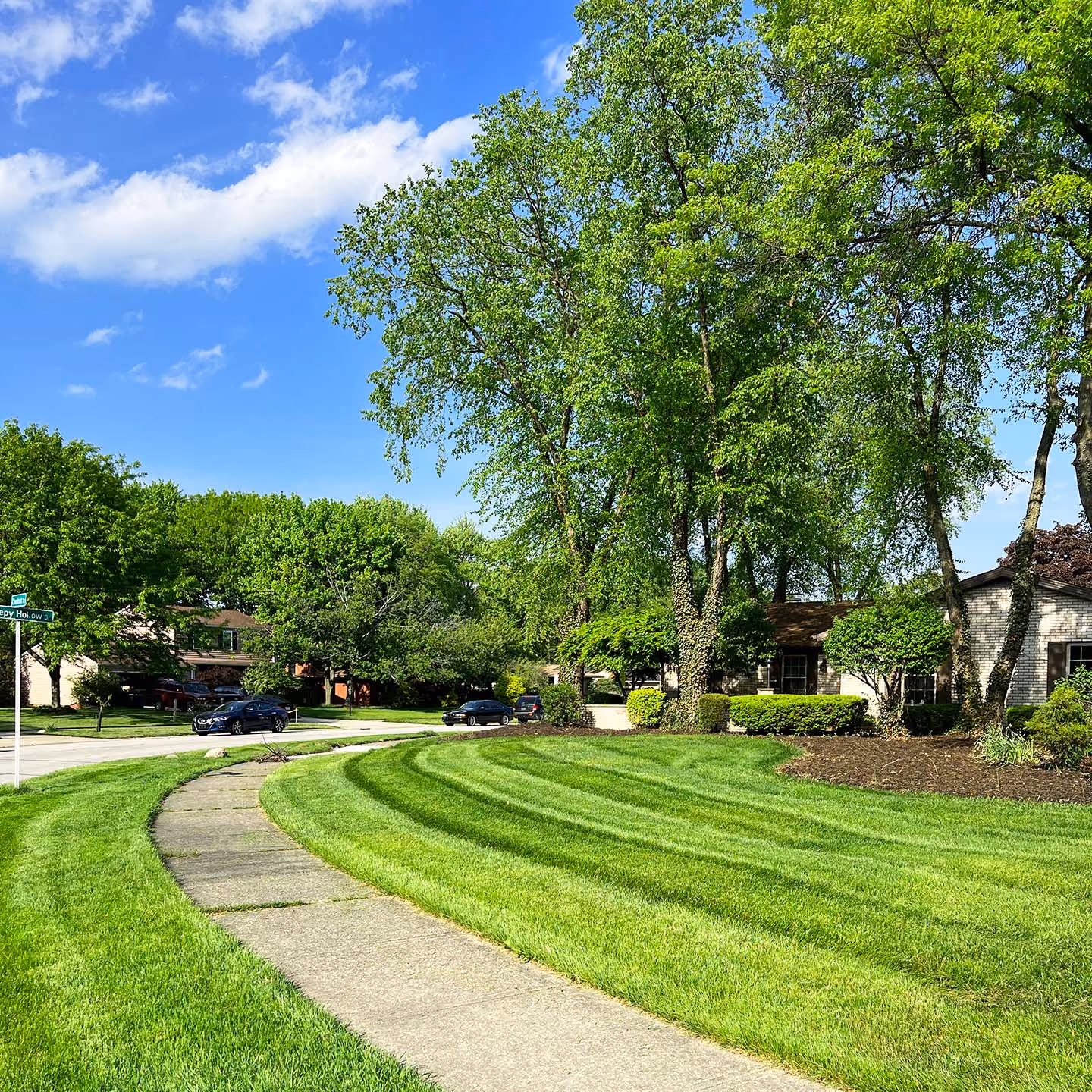 Professional lawn mowing and maintenance in North Ridgeville, Ohio
