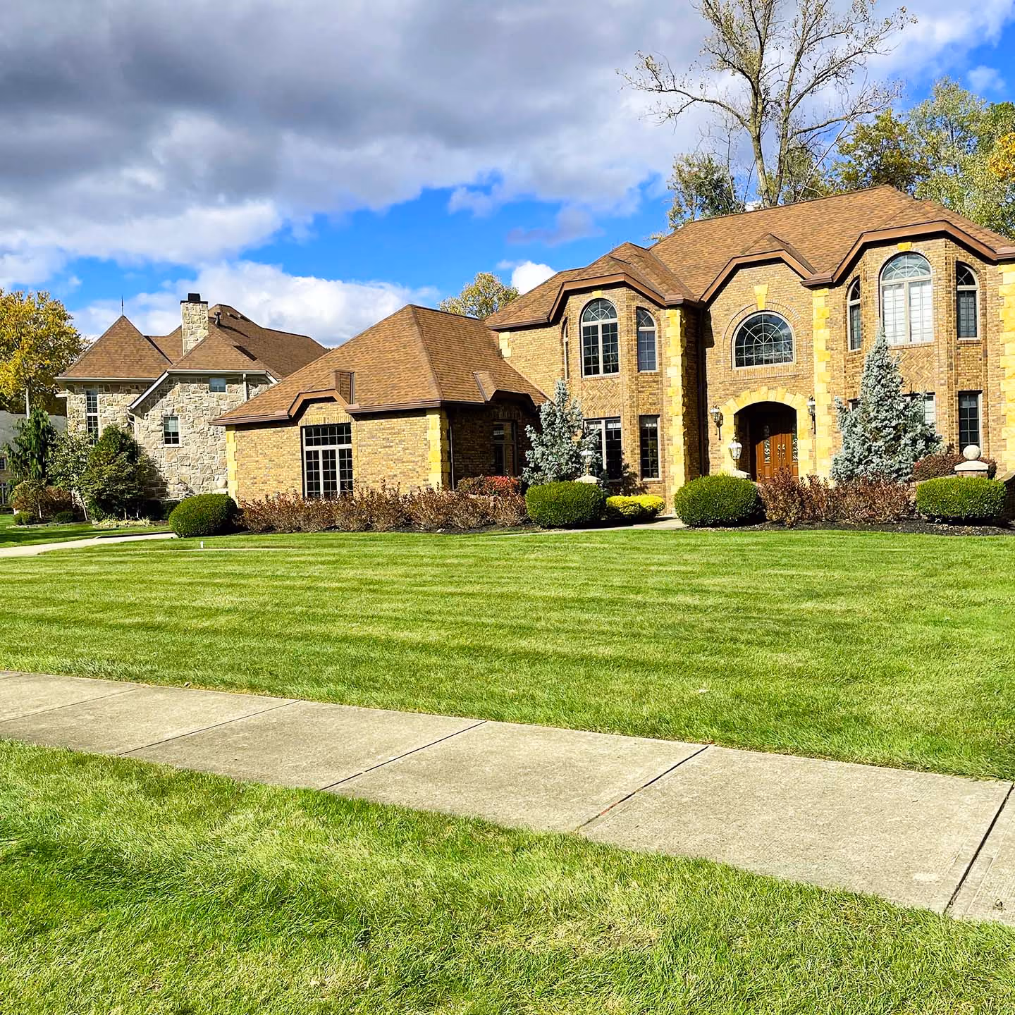 Reliable lawn maintenance near me in Northeast Ohio