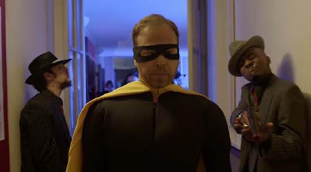 Music Video - Cesare Cremonini - Nessuno Vuole Essere Robin