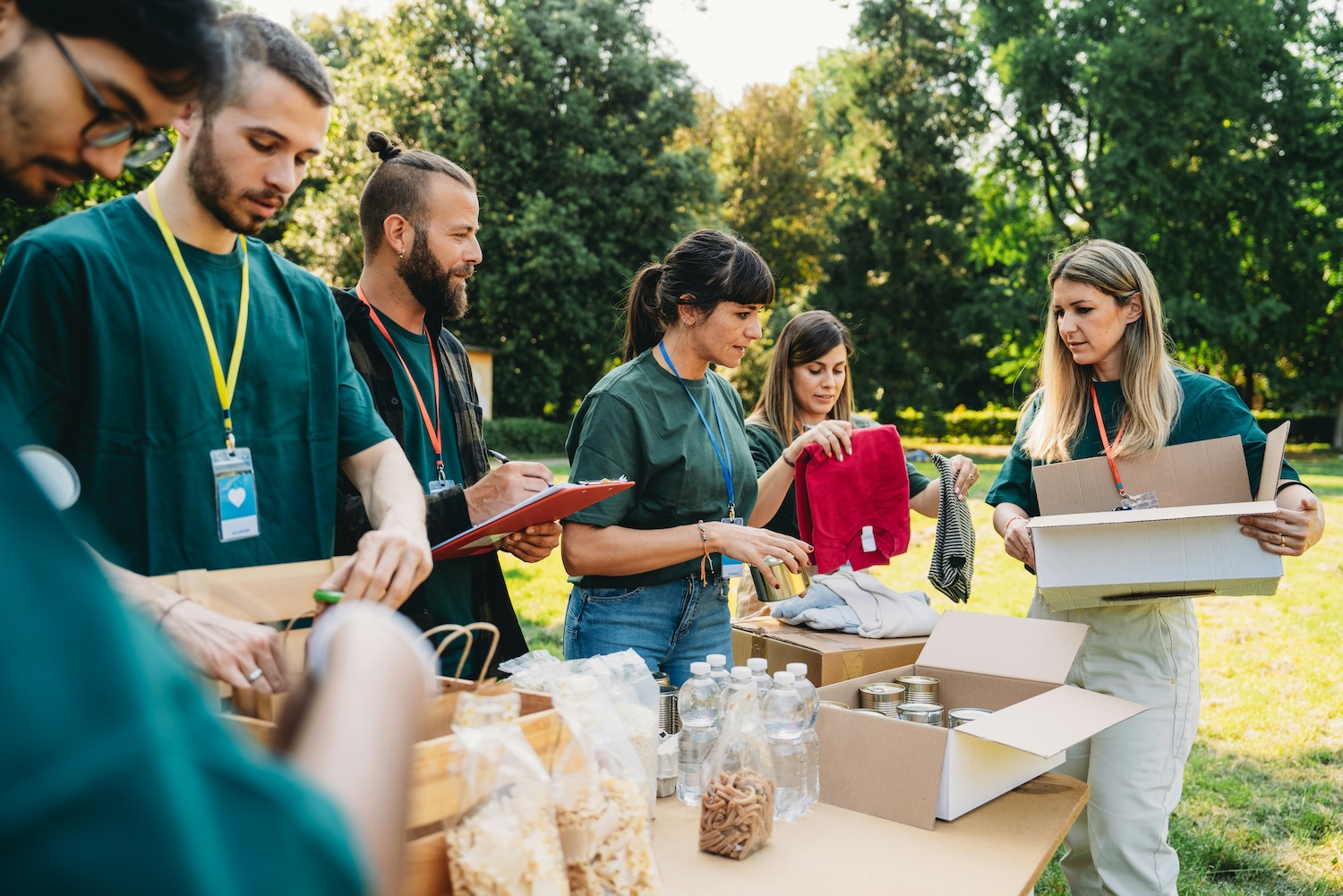 A nonprofit volunteer team