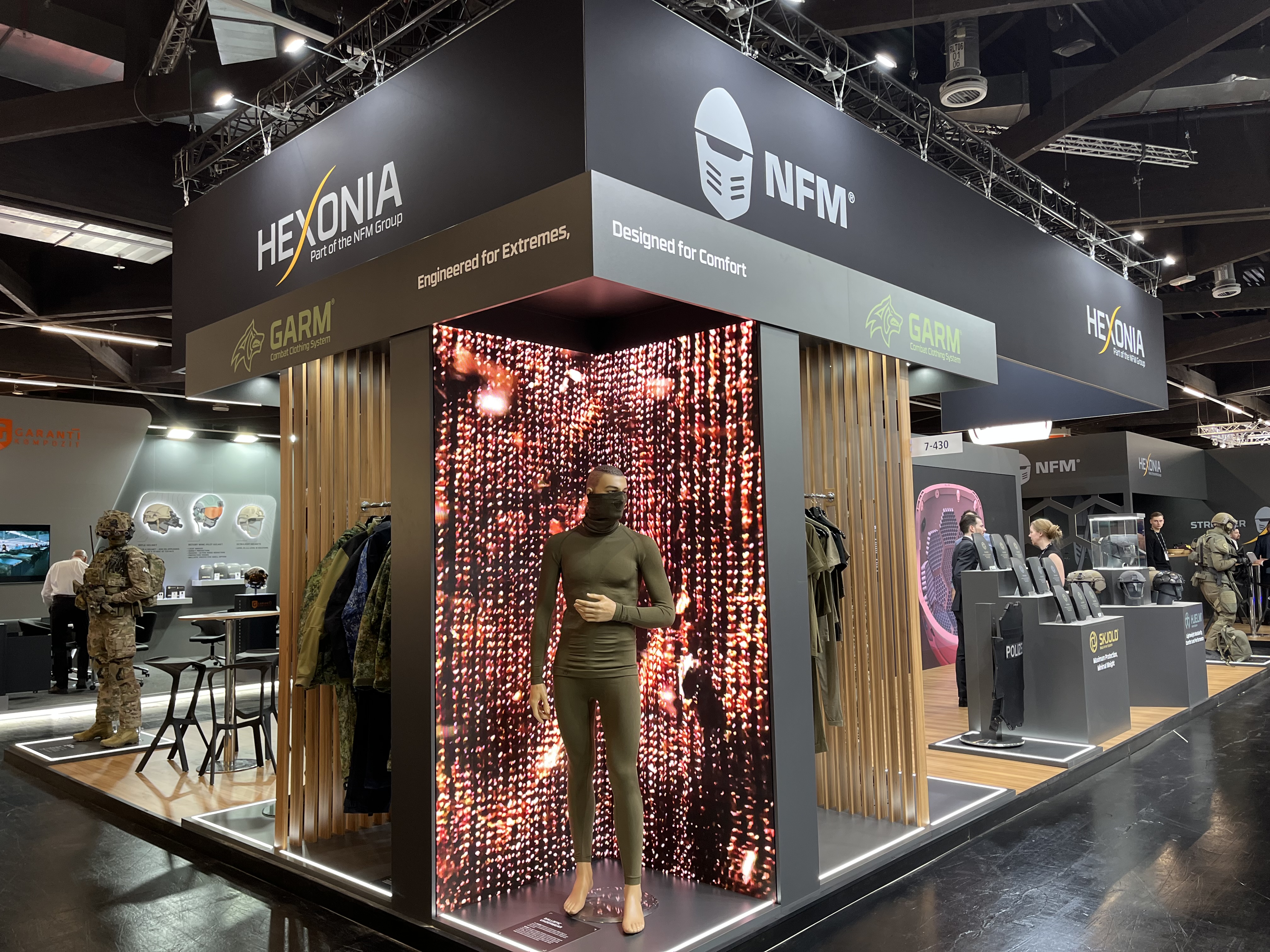 Messestand von Hexonia und NFM Group auf der Enforce Tac 2025.