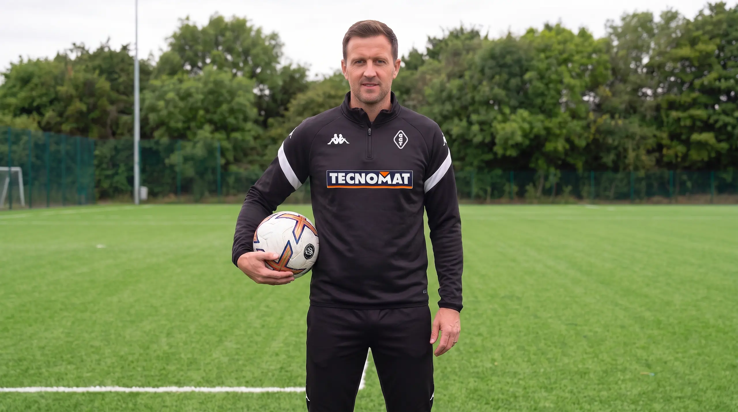Coach d'un club de football amateur