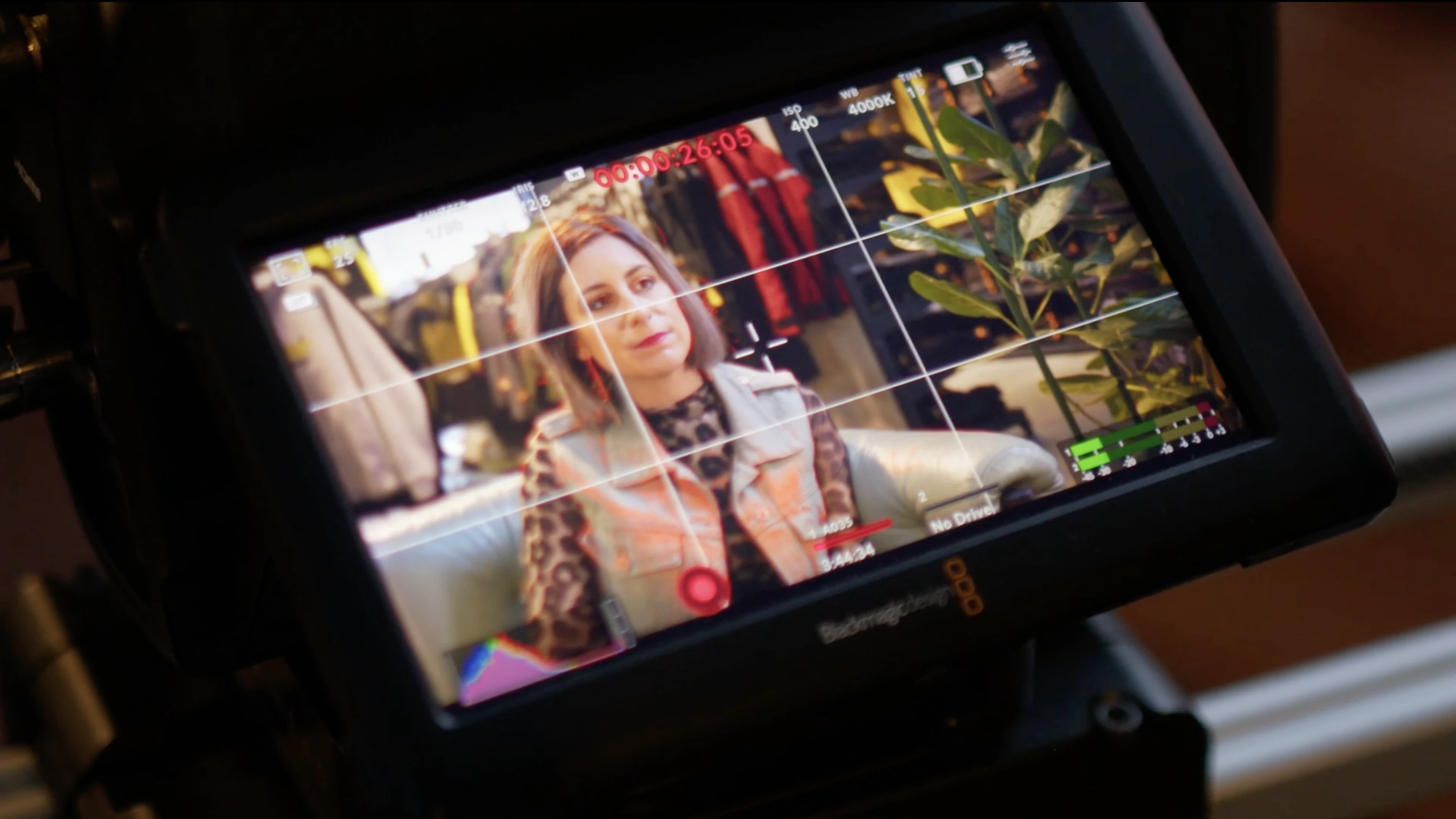 Videowise filmt een klantgetuigenis — het interview in beeld op de camera-monitor