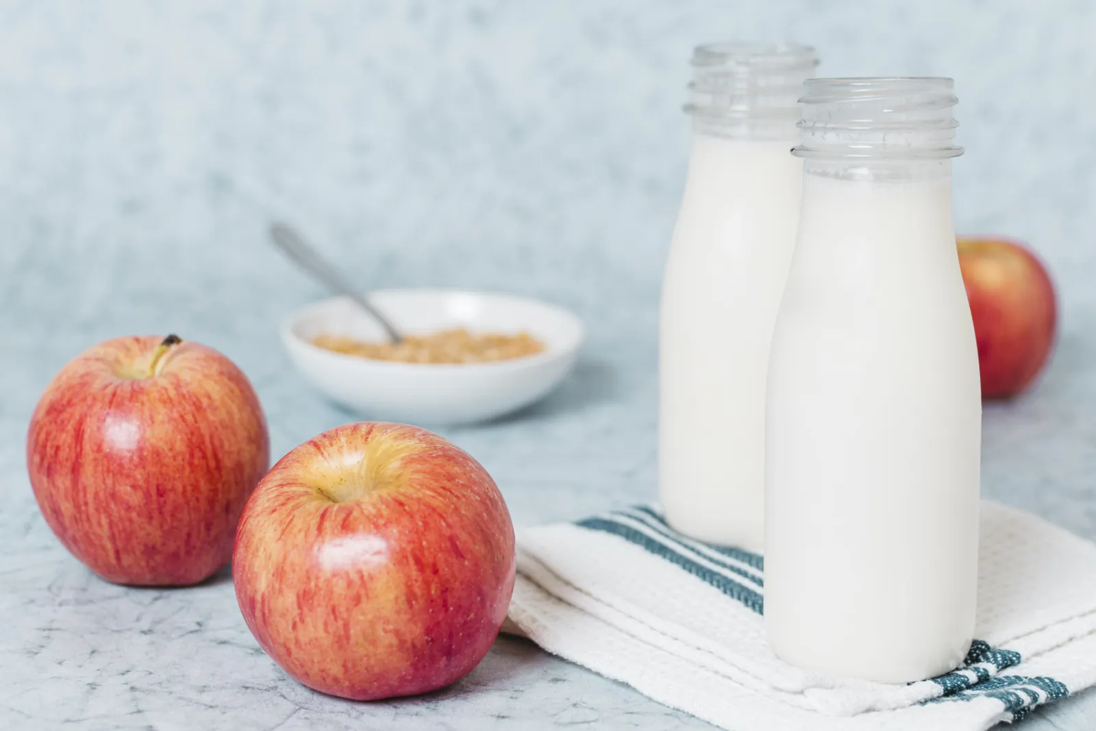 L’aide FranceAgriMer : le Programme Européen "Lait et Fruits à l'école”