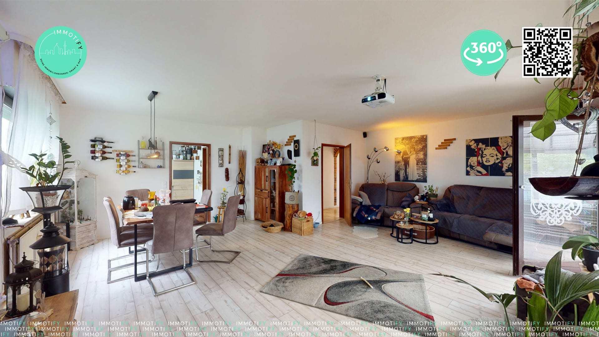 Platz. Potenzial. Privatsphäre.: 4-Zi. EFH mit großem Garten & XXL-Garage in Sulzfeld