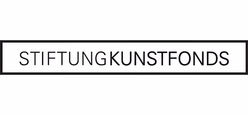 Logo der Stiftung Kunstfonds mit schwarzem Rahmen um den Text.