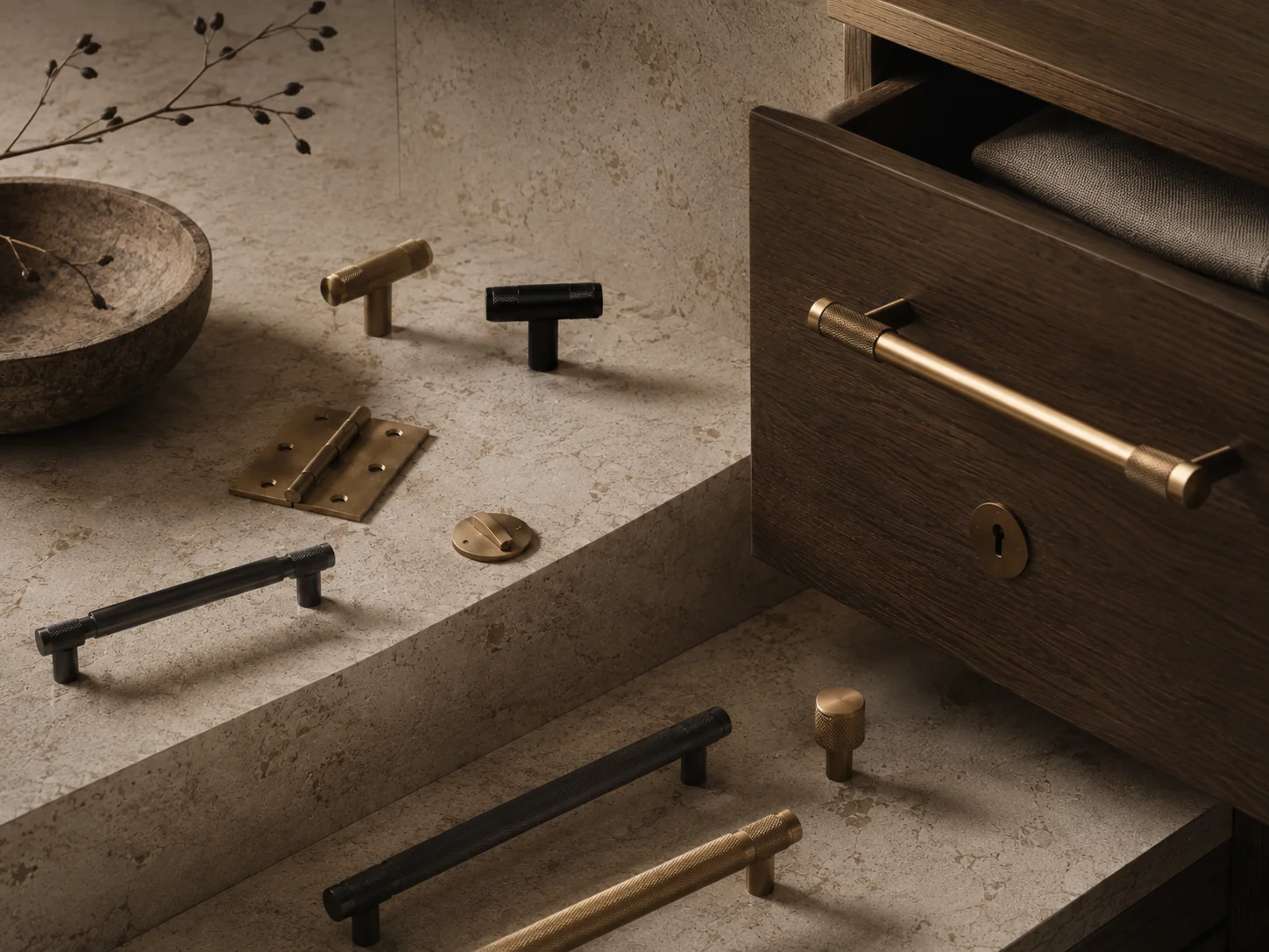 Hardware & Accessories