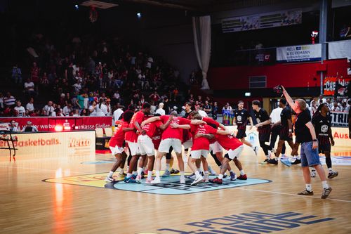 BUNTE BÜHNE BASKETBALL (67)