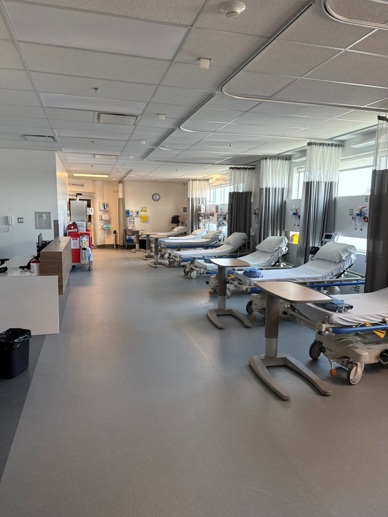 Corridor de rideaux médicaux, Cité Médical Laval