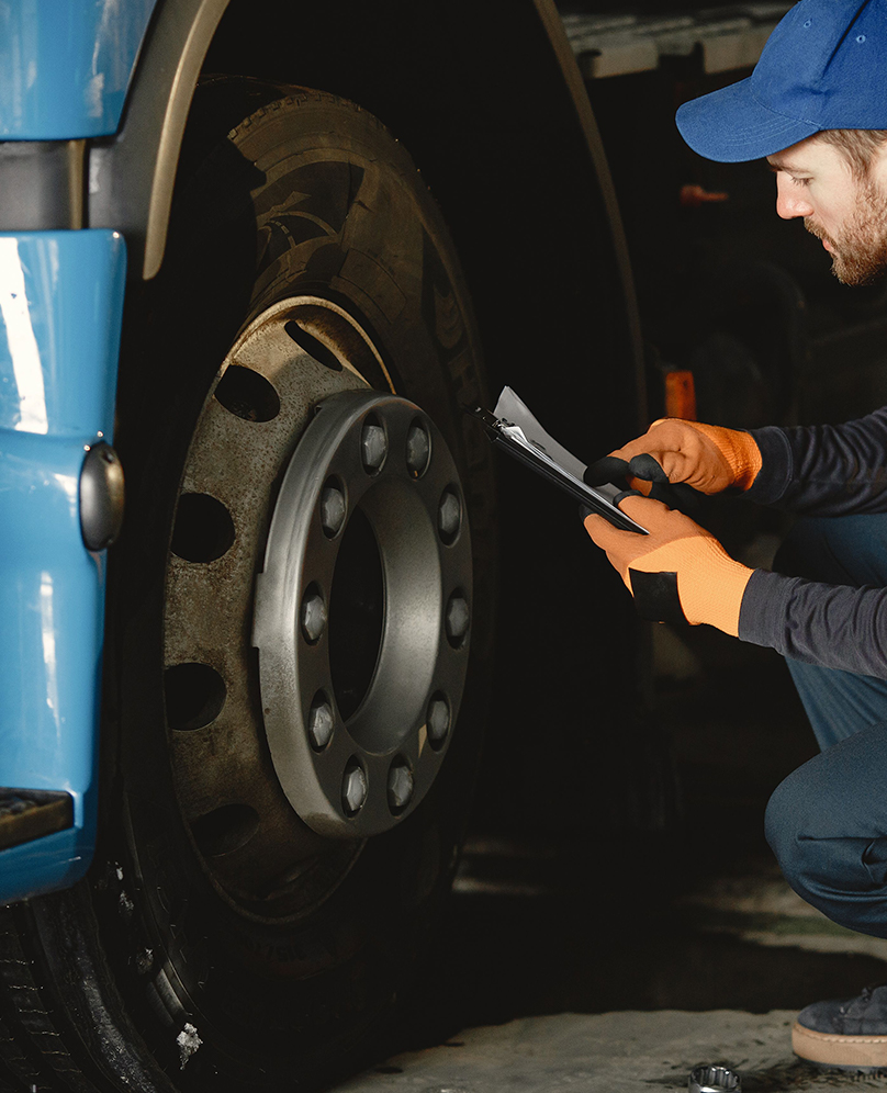 Wheel seals and bearings replacement Bakersfield