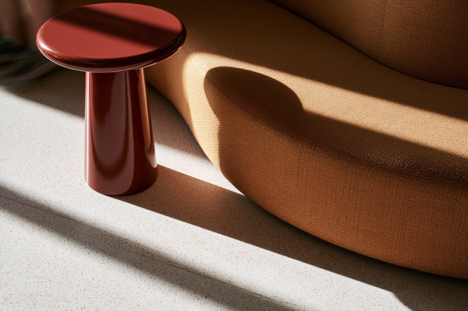 Étude visuelle éditoriale du mobilier, des textures et de la lumière dans un intérieur.