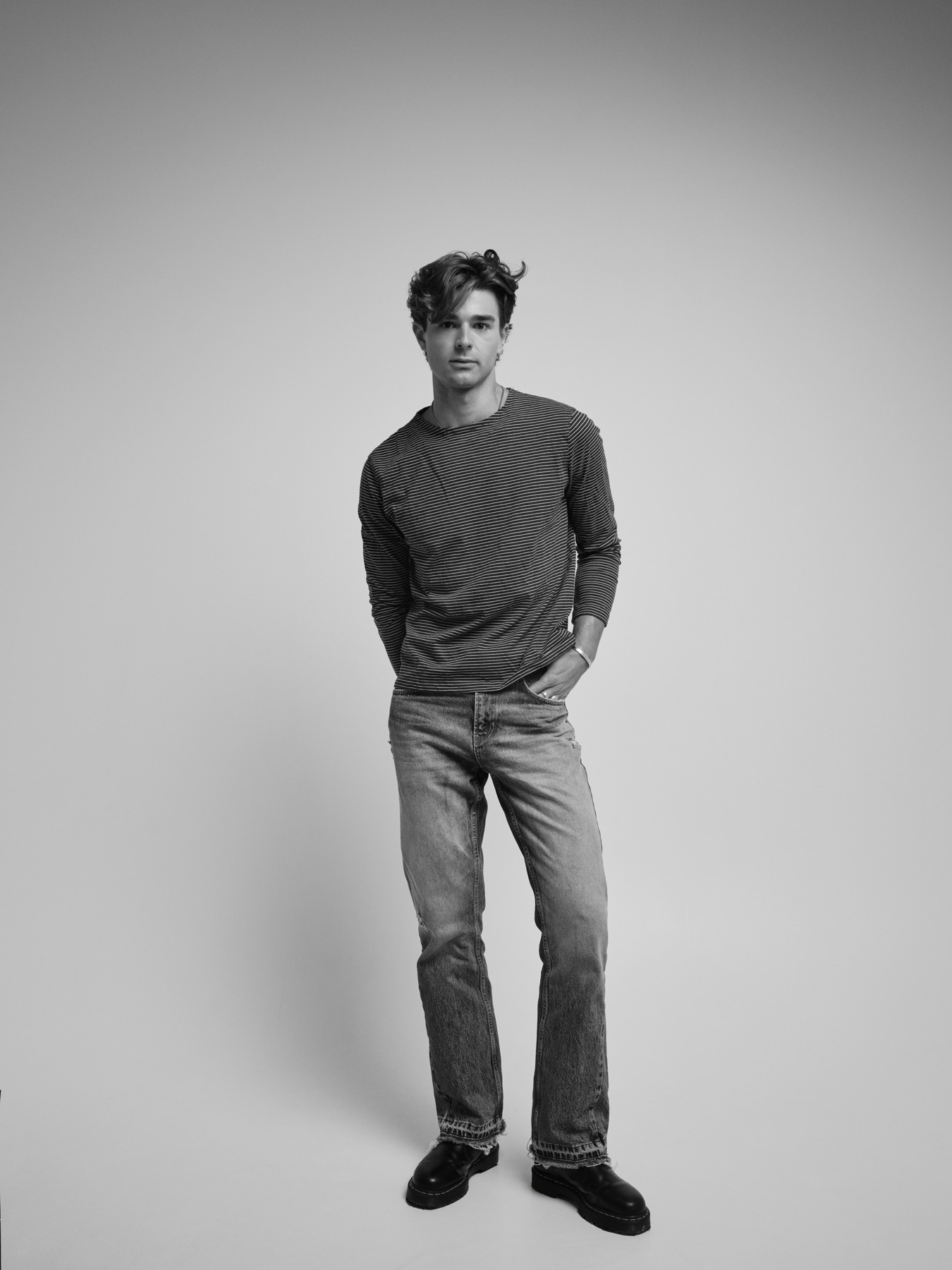 Portrait en noir et blanc de Shawn Fortune, fondateur de FORTUNE Marketing