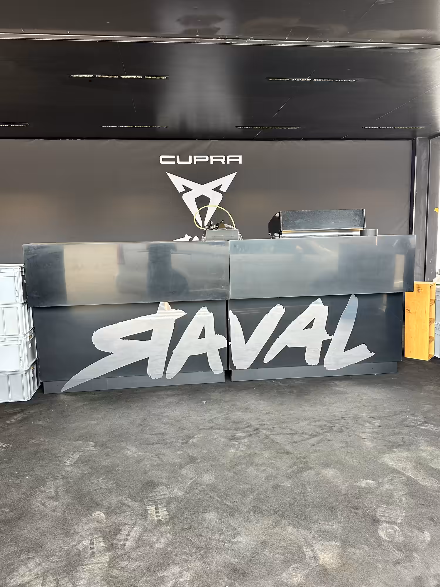 Cupra – Instalace