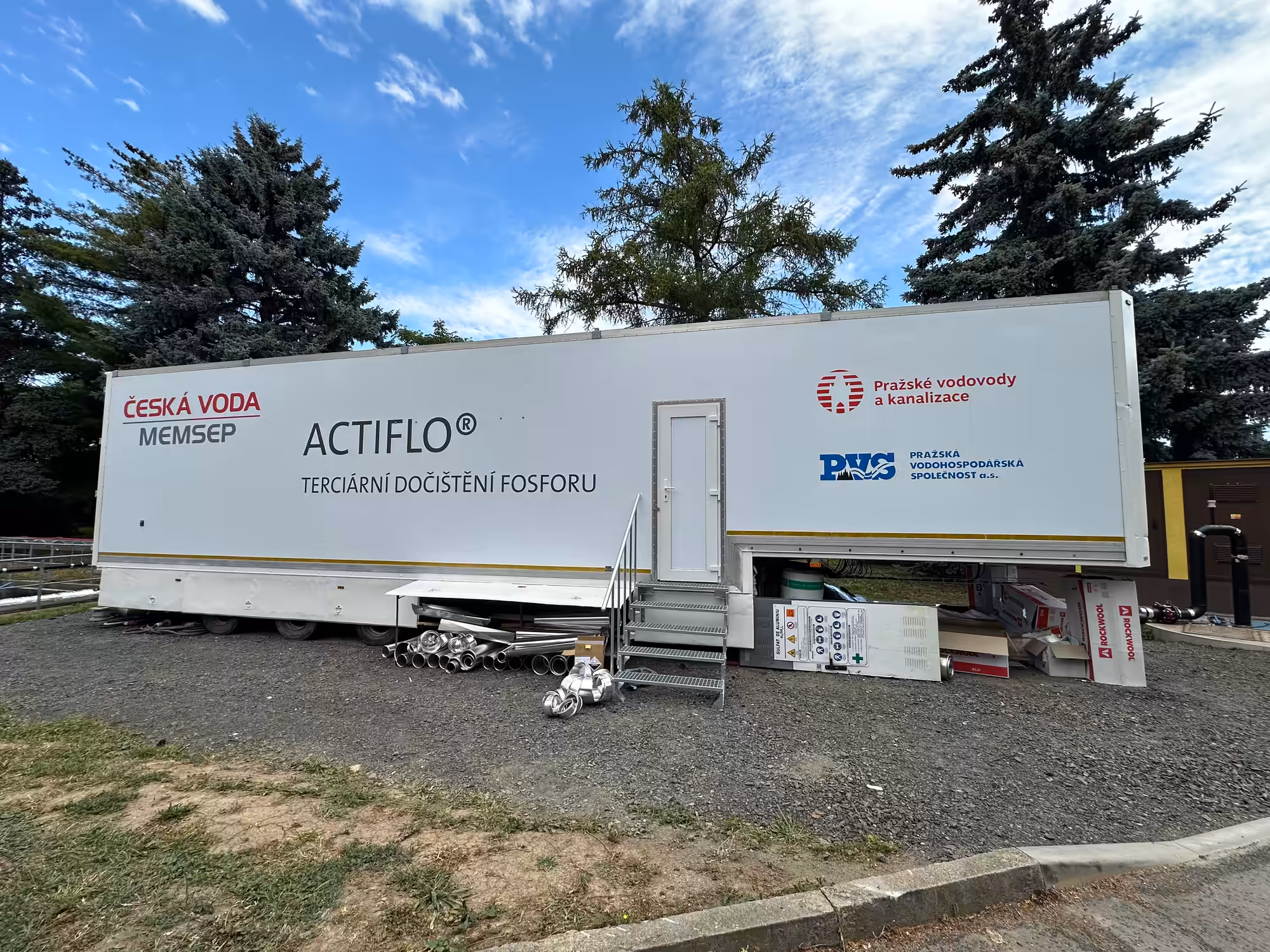 Česká voda – Instalace