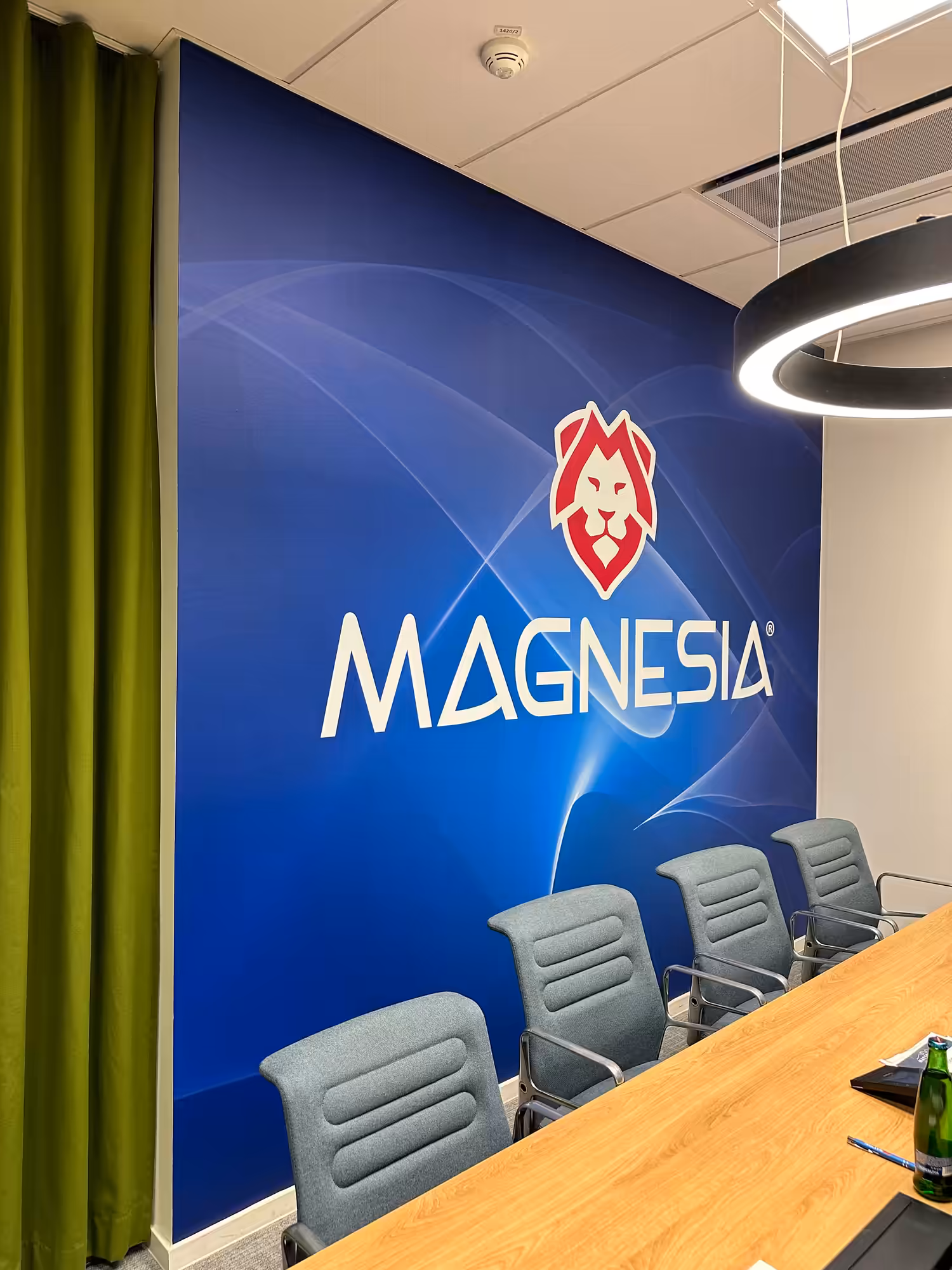 Magnesia – Interiéry