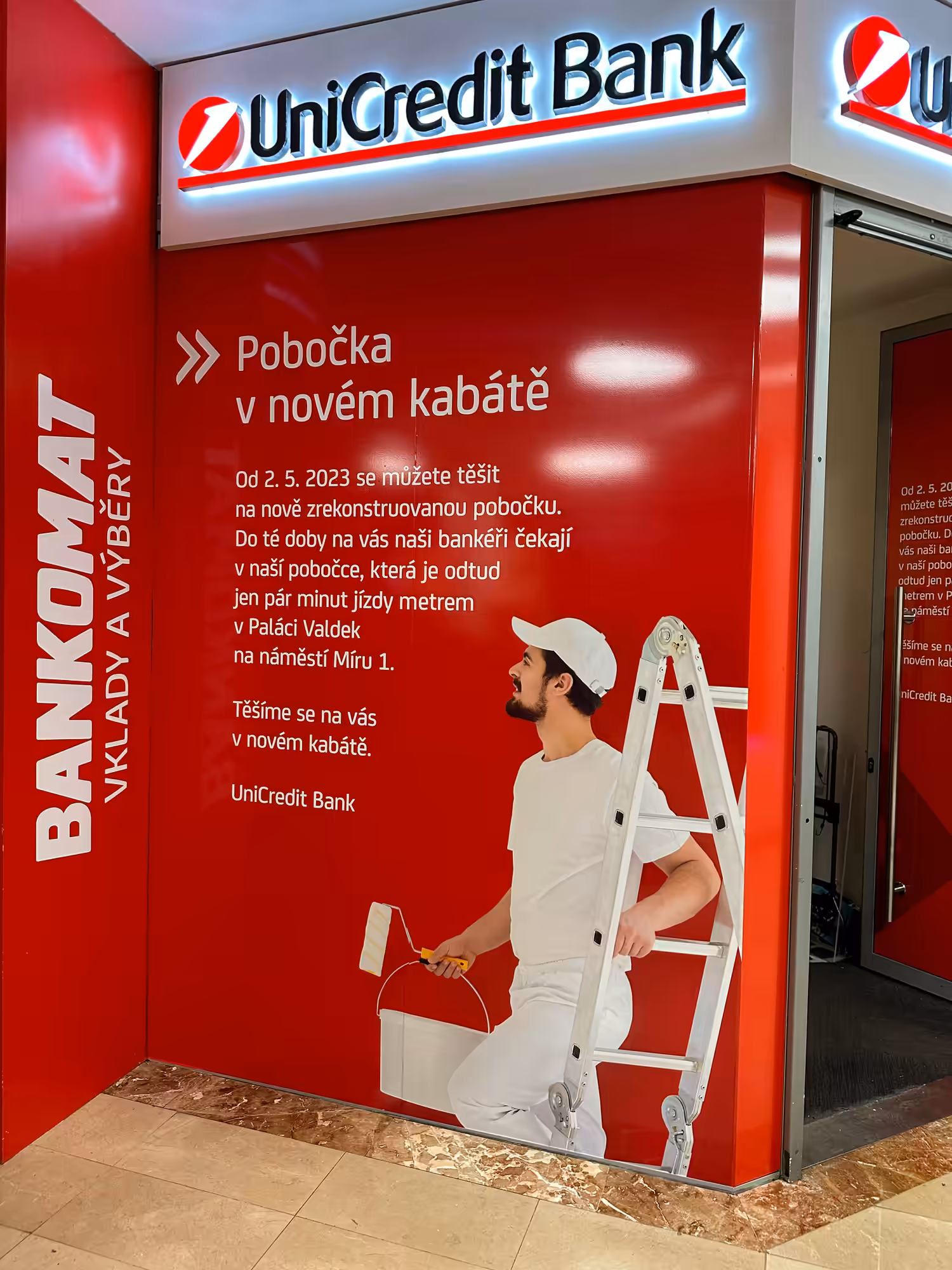 UniCredit Bank – Prodejny