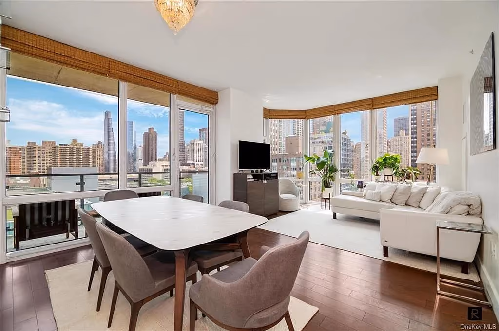 West End Condominium, New York
