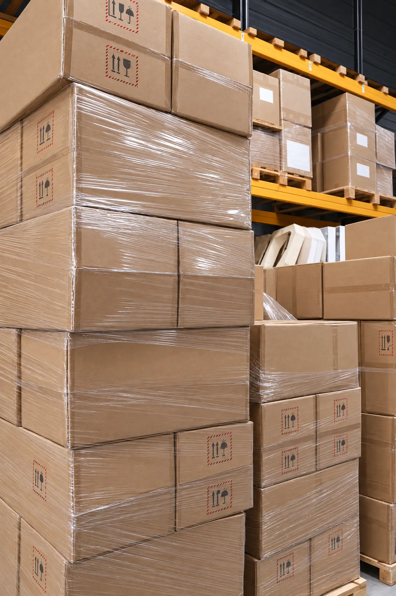 Pallets en palletstellingen bij Ecomship