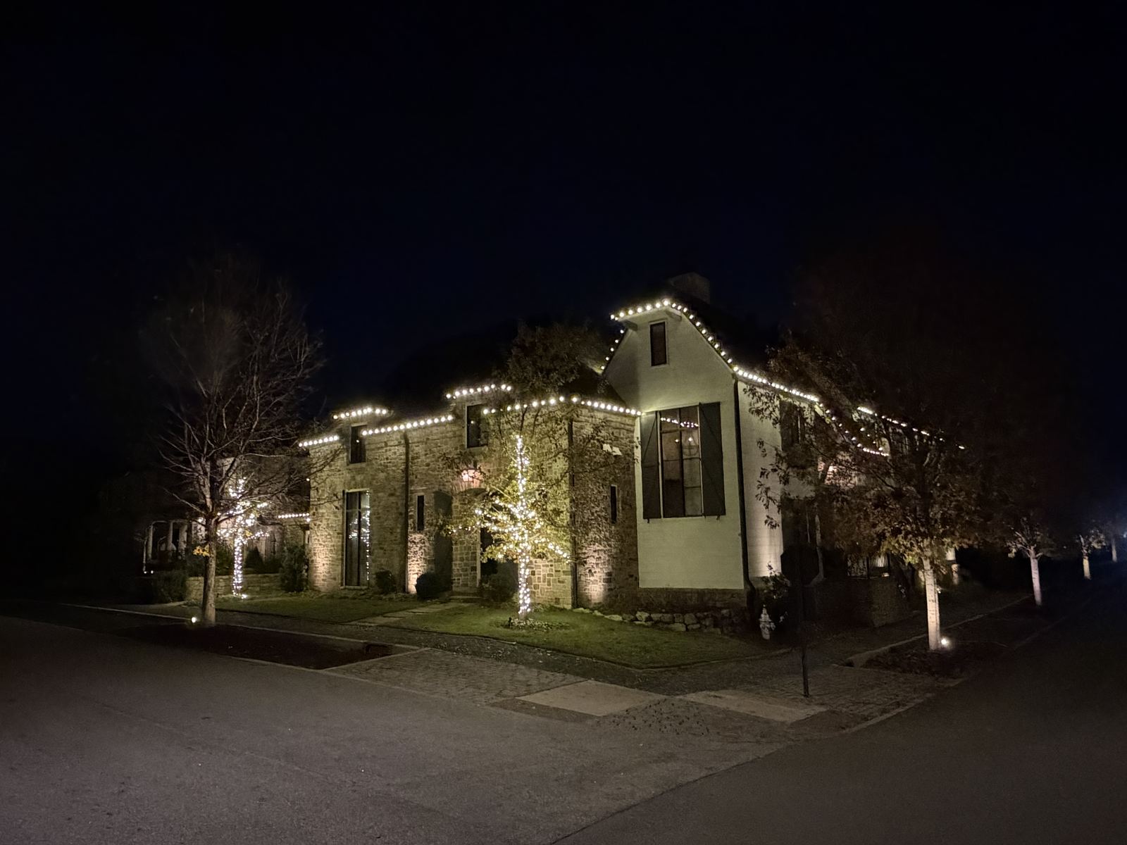 Tyrone Christmas lights