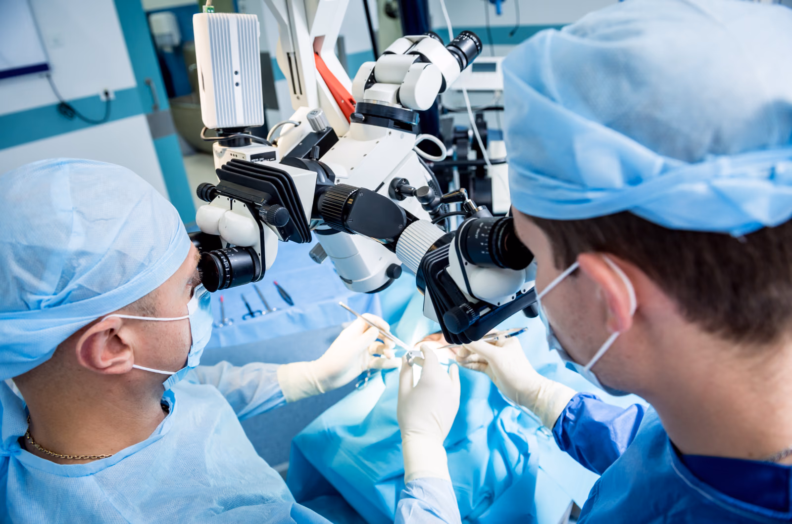 FUrther developmenT of holography to improve tUmor Resection in childrEn in 3 Dimensions. FUTURE-3D