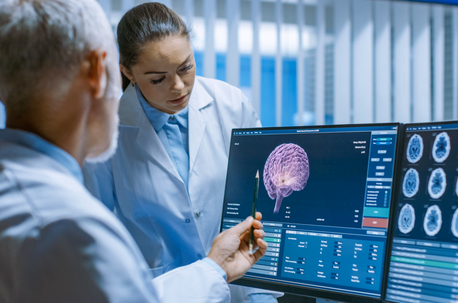Guiding brain surgery with four-dimensional ultrasound images