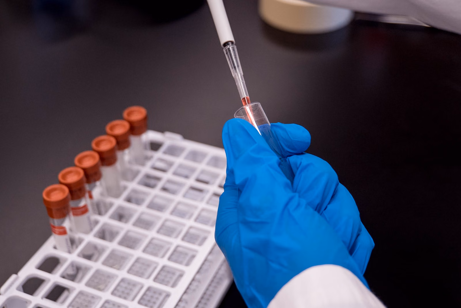 Rapid point of care tests to detect COVID-19
