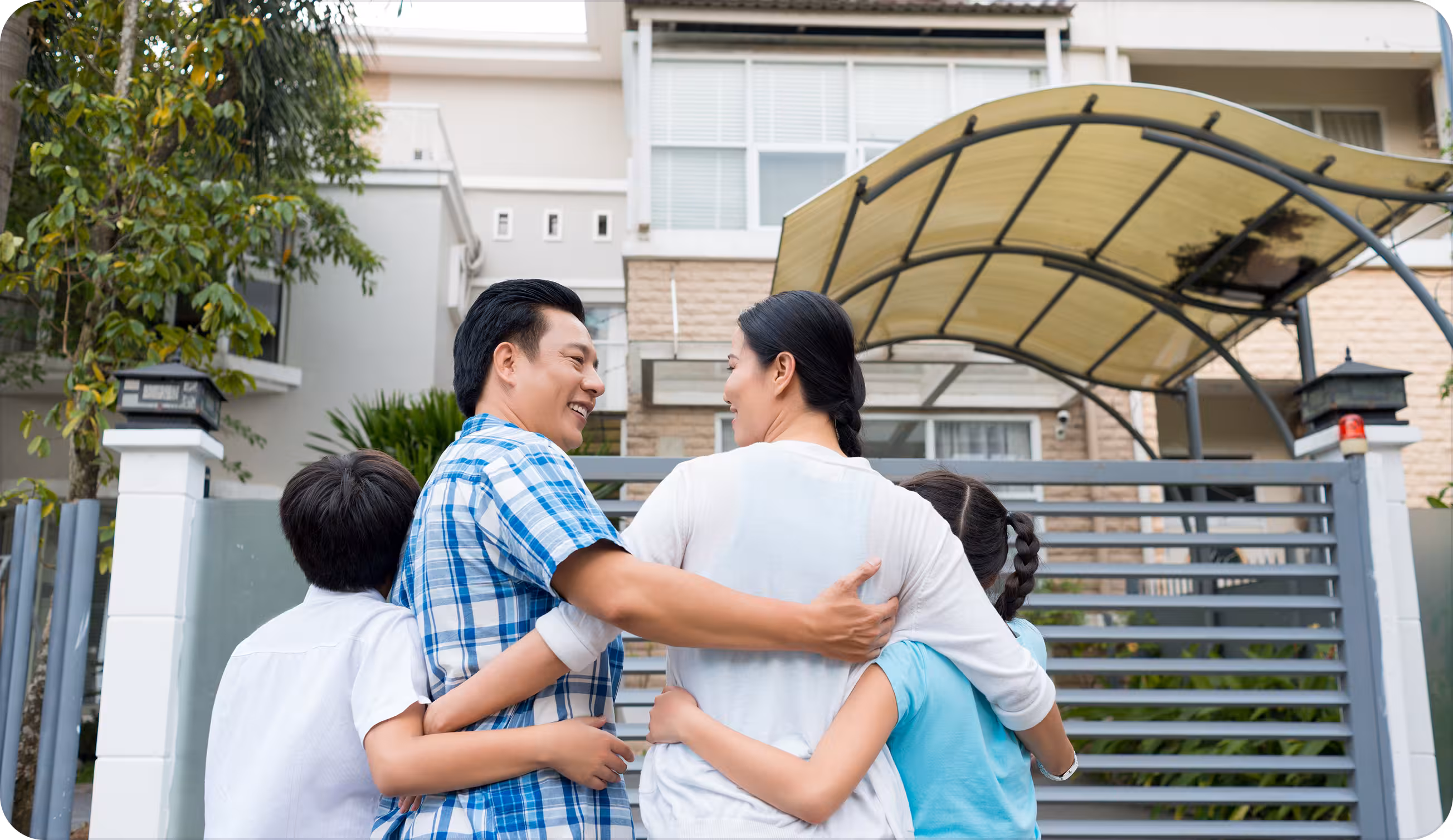 Homeowner checking when their mortgage lock-in period ends