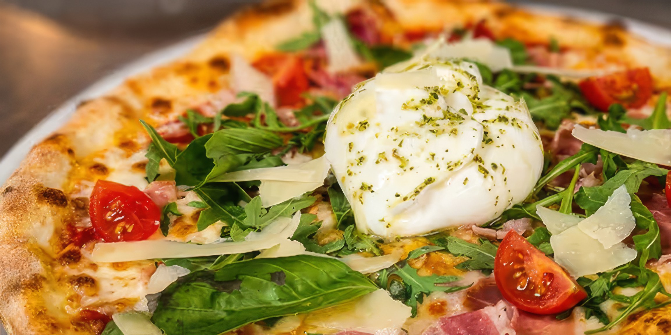 Pizza à la burrata