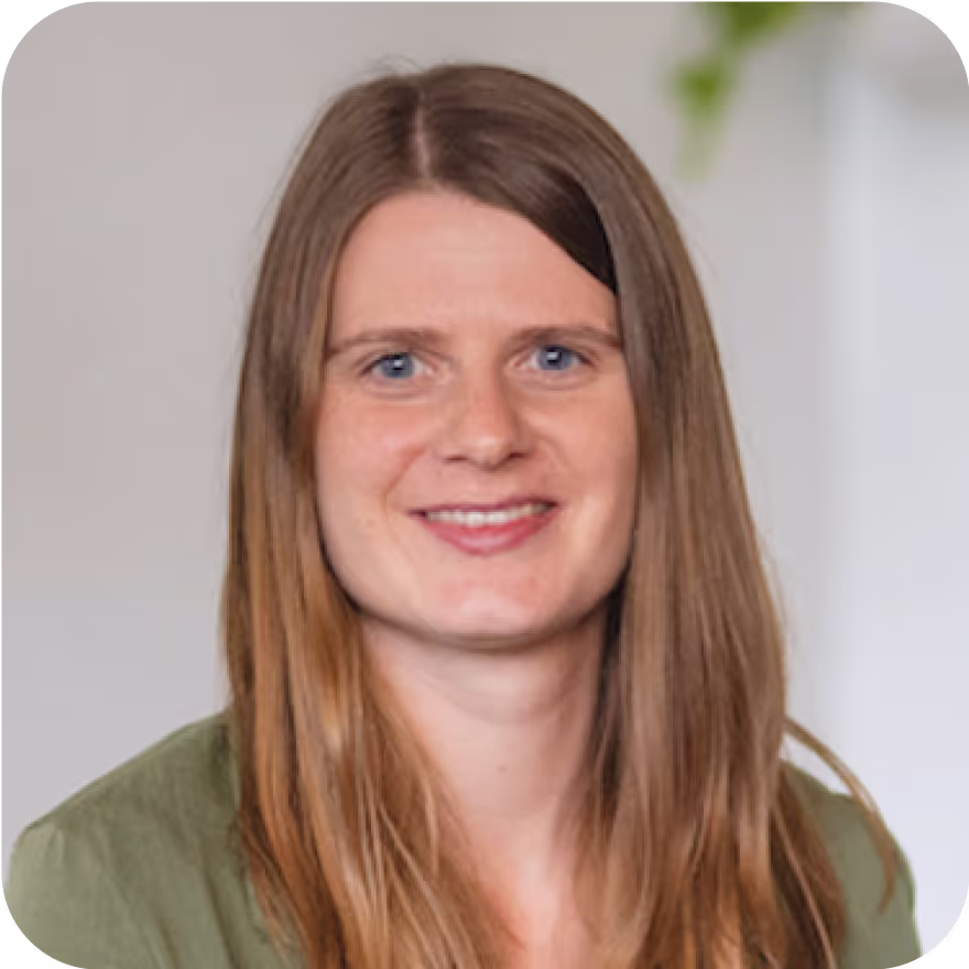 Dr. Julia Koch