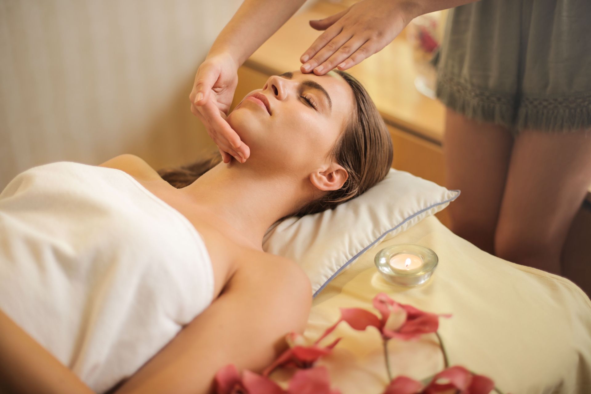 Aromatherapy Scalp Therapy