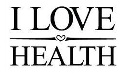 Texte en noir sur fond blanc disant « I LOVE HEALTH » avec un petit cœur entre deux lignes.