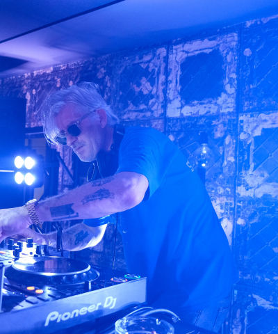 Kavinsky DJ set at Fahrenheit Seven Val Thorens