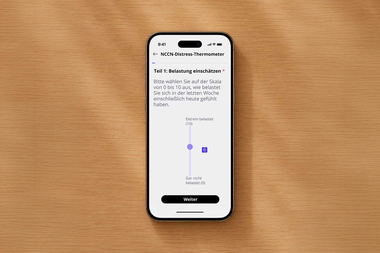 Smartphone mit dem NCCN-Distress-Thermometer, Skala von 0 bis 10