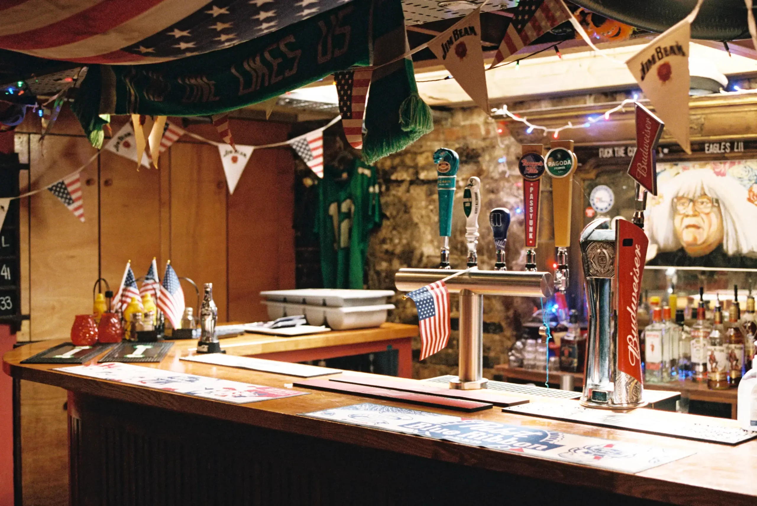 Cash flow management strategies for multi-venue restaurants