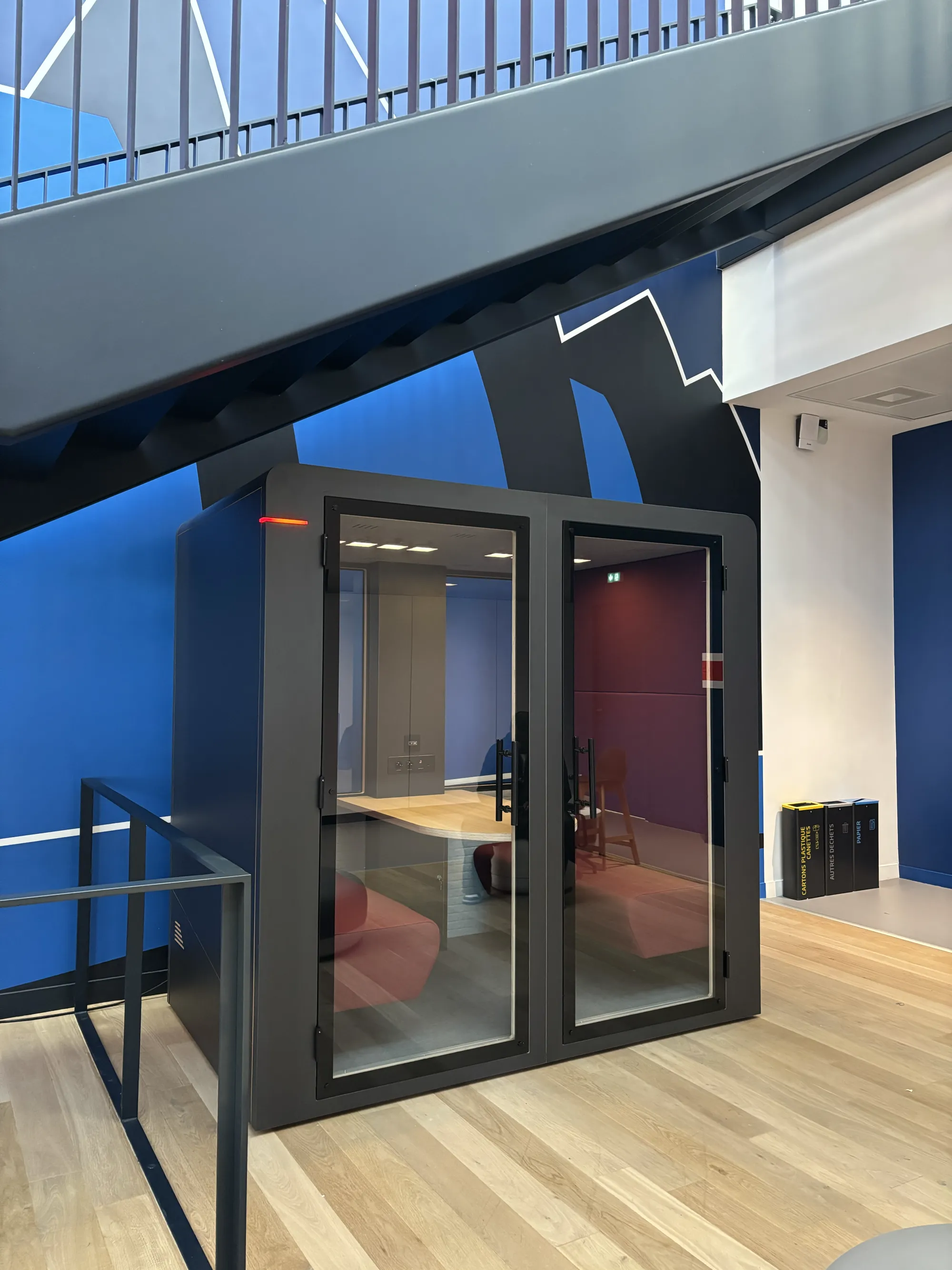 Cabine acoustique Duo pour les entretiens privés